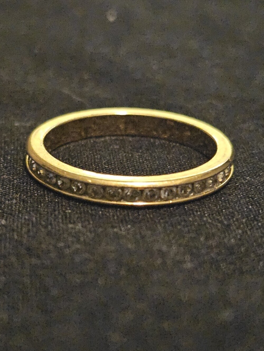 Vintage Avon Size 9.5 Gold Tone Channel Set Rhinestone Eternity Band As Is